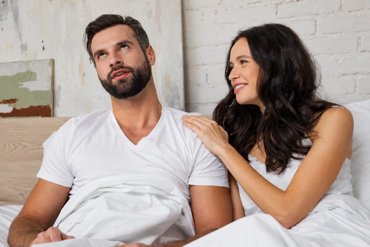 Rapports sexuels par obligation : hommes et femmes partagent les mêmes motifs